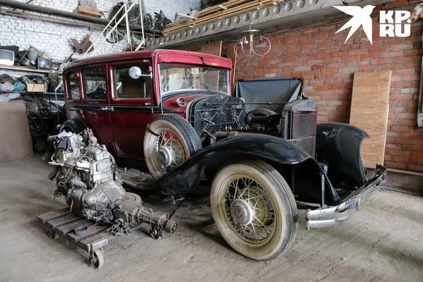 Одна из многочисленных жемчужин ленфильмовской автоколлекции - Chrysler 1931 года выпуска. Настоящий раритет и кинозвезда.  Фото: Артем КИЛЬКИН